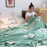 Selimut Bulu Halus King 180x200 cm Polyester Motif Dewasa Elegan