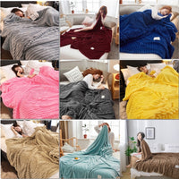 Selimut Bulu Halus Embos 180x200 cm Polyester Lembut Elegan