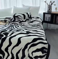 Selimut Dewasa Bulu Halus Jumbo 200x230 cm Polyester Lembut Tebal Motif Stylish