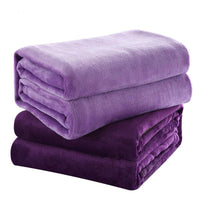 Selimut Bulu Halus Dewasa 150x200 cm Polyester Lembut Motif Polos Elegan