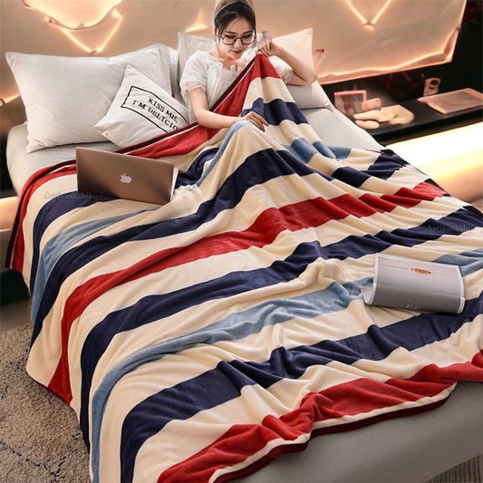 Selimut Dewasa Bulu Halus 180x200 cm Polyester Lembut Stylish