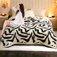 Selimut Bulu Halus Dewasa 180x200 cm Polyester Lembut Motif Stylish