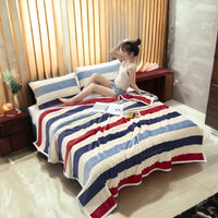 Selimut Dewasa Bulu Halus 180x200 cm Polyester Lembut Stylish