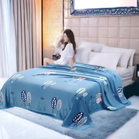 Selimut Bulu Halus Dewasa 150x200 cm Polyester Lembut Motif Stylish